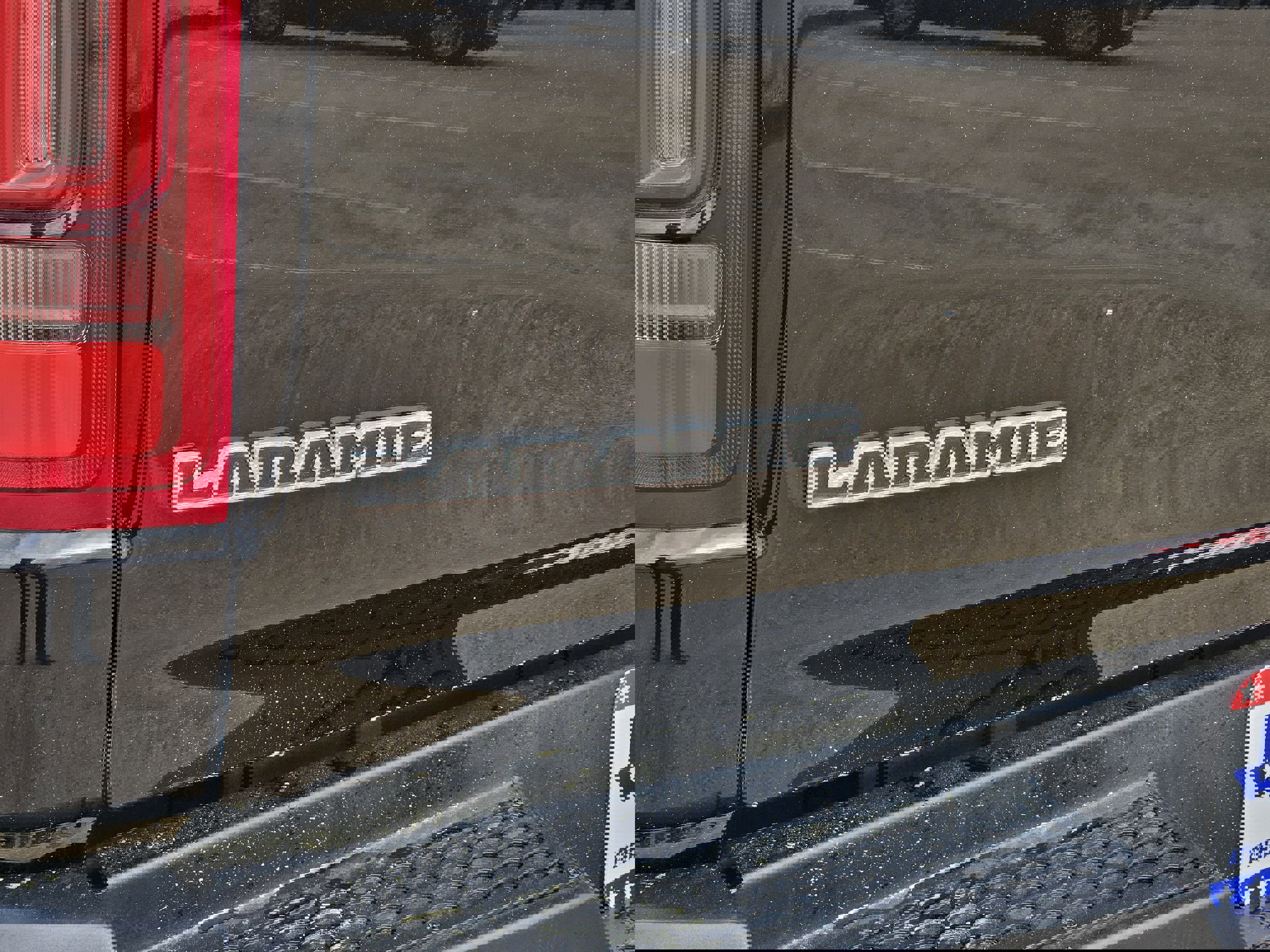 Used 2019 RAM 1500 Laramie image 8