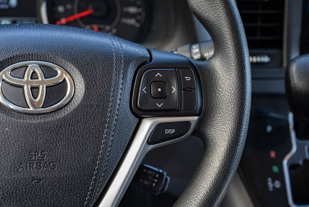 Used 2015 Toyota Sienna LE FWD image 14