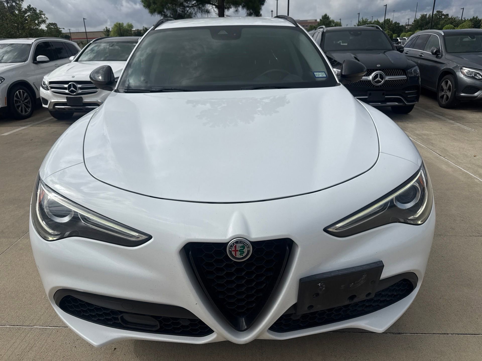 Used 2021 Alfa Romeo Stelvio Sprint w/ Nero Edizione RWD image 2