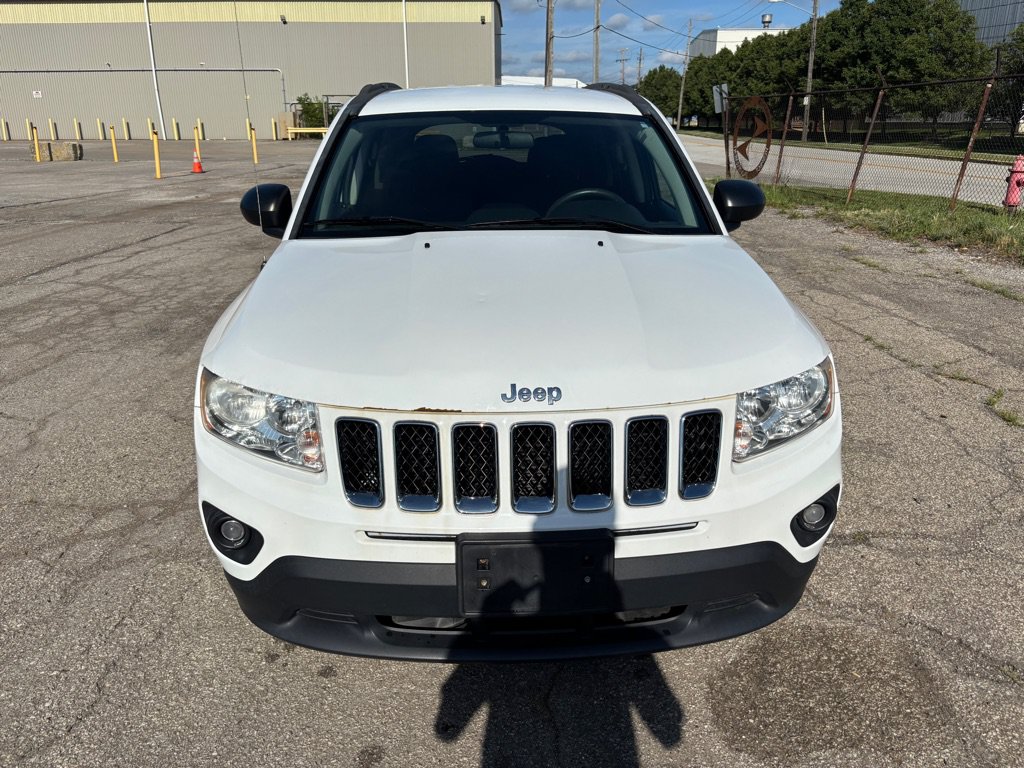 Used 2013 Jeep Compass Latitude AWD/4WD image 8