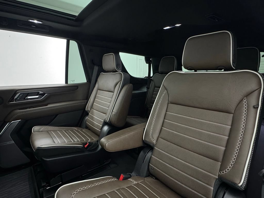 Used 2026 GMC Yukon Denali Ultimate AWD/4WD image 55
