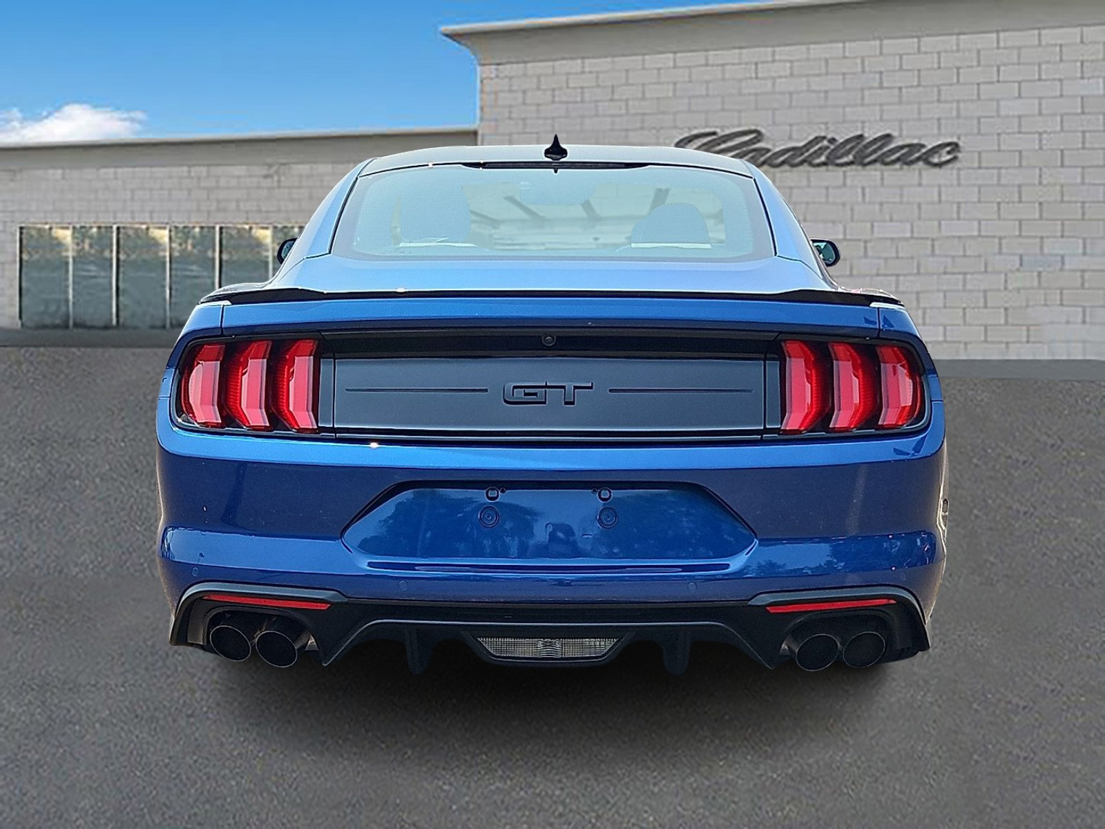 Used 2022 Ford Mustang GT Premium w/ Black Accent Package RWD image 5