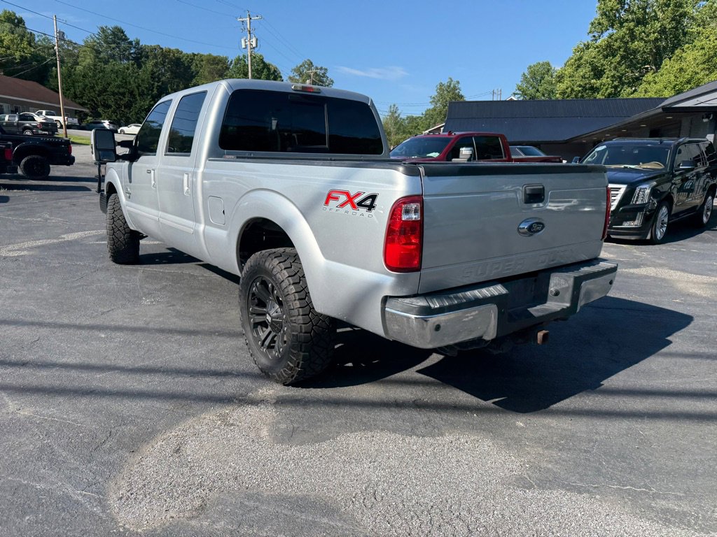 Used 2014 Ford F250 Lariat w/ Lariat Interior Package AWD/4WD image 14