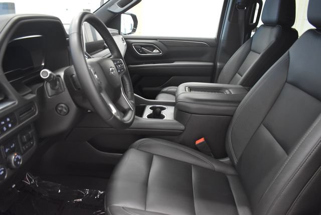 Used 2024 Chevrolet Tahoe Z71 w/ Luxury Package AWD/4WD image 22