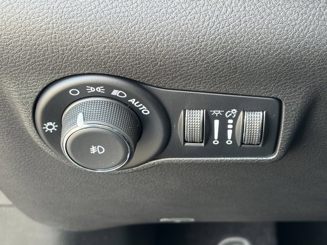 New 2026 Jeep Compass Latitude image 25