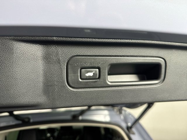 Certified 2026 Honda Pilot Touring image 37