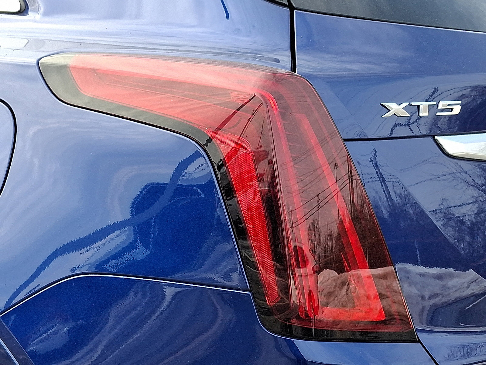 Certified 2023 Cadillac XT5 Premium Luxury w/ Platinum Package image 10