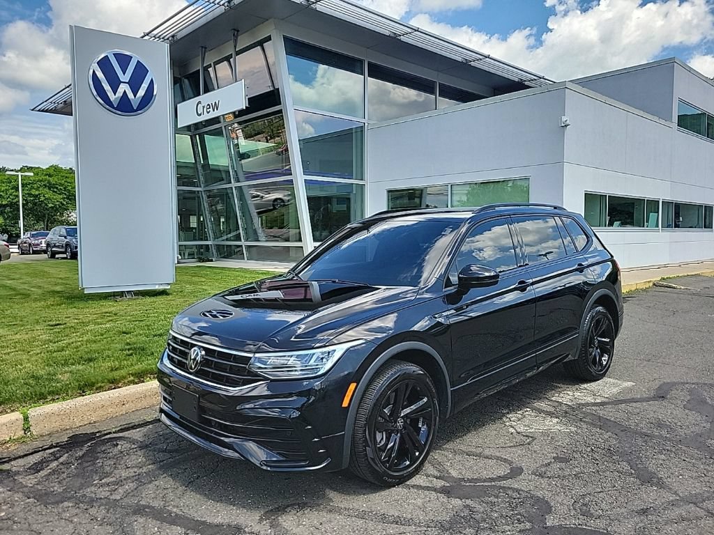 Certified 2024 Volkswagen Tiguan SE R-Line AWD/4WD video 1