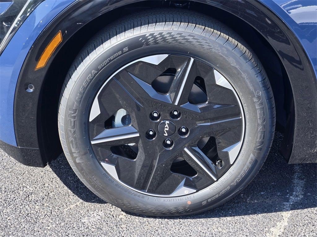 New 2025 Kia EV6 Wind image 7
