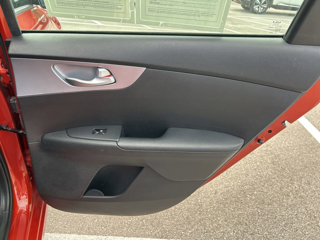Used 2023 Kia Forte LXS image 43