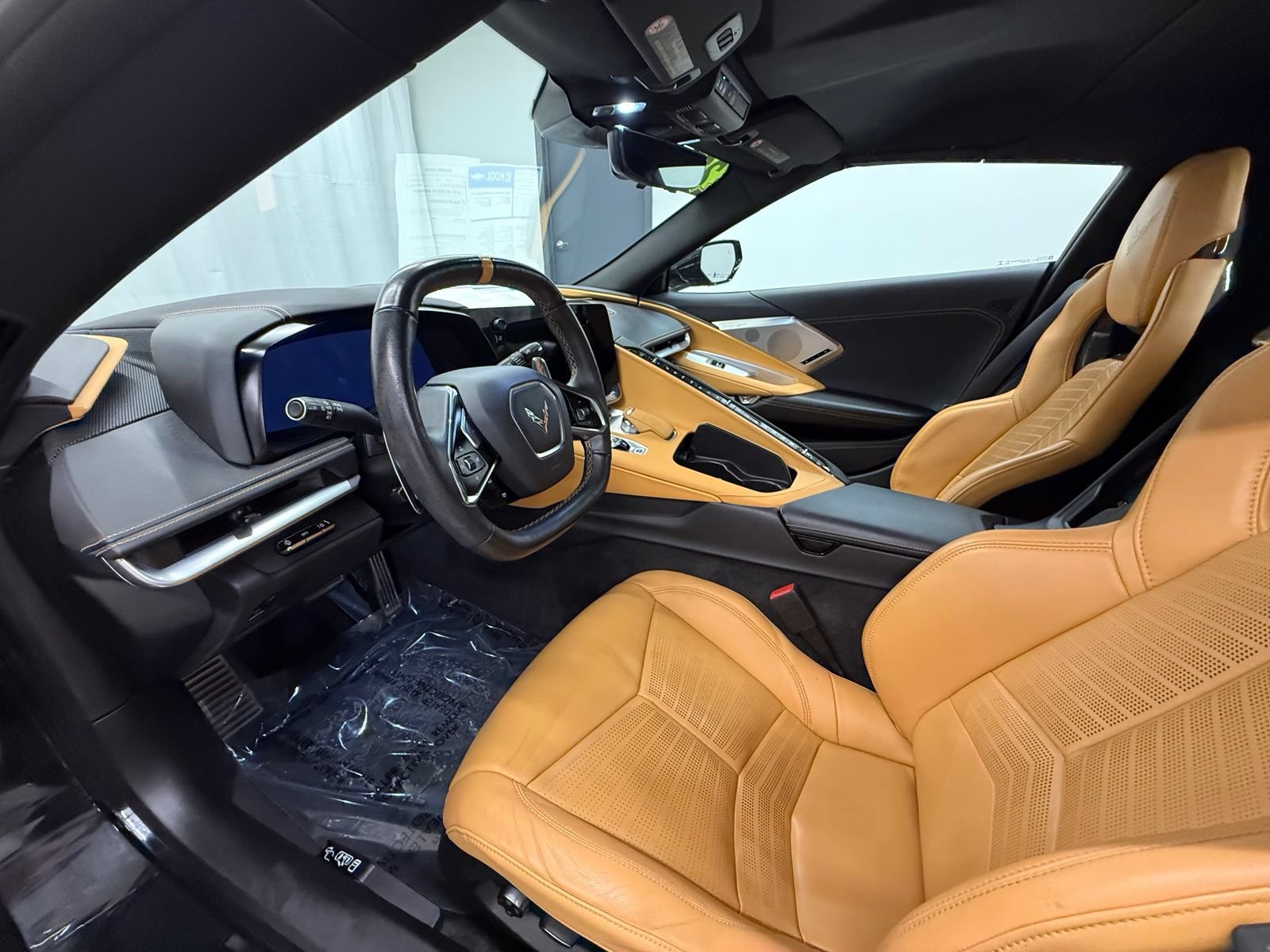 Used 2023 Chevrolet Corvette Stingray Preferred Conv w/ Z51 Performance Package RWD image 11