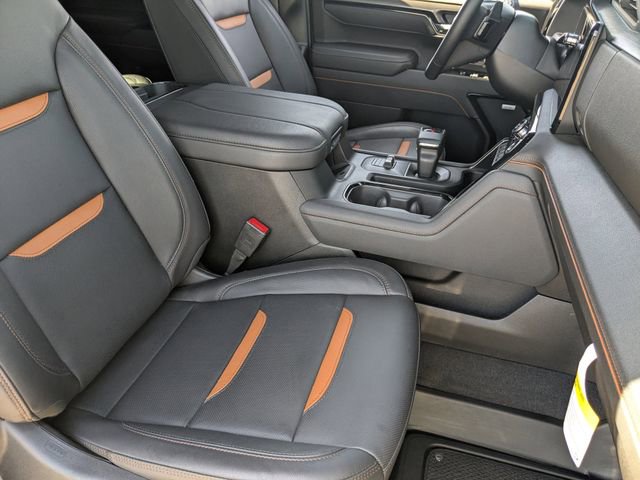 Used 2026 GMC Sierra 1500 AT4 w/ AT4 Premium Package AWD/4WD image 10
