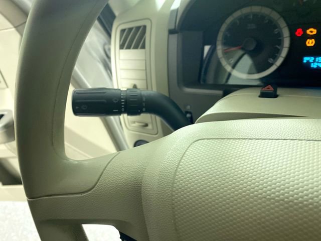 Used 2008 Ford Escape XLT image 12