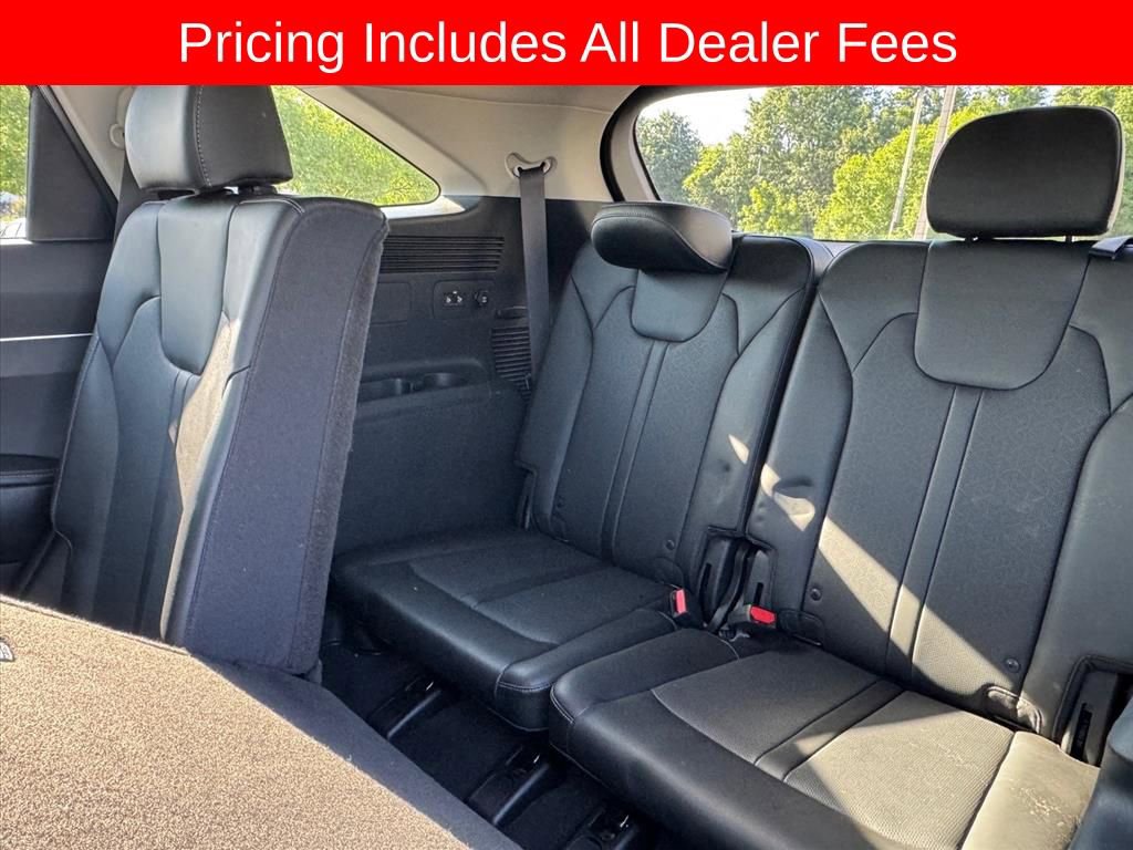 Certified 2023 Kia Sorento S FWD image 12