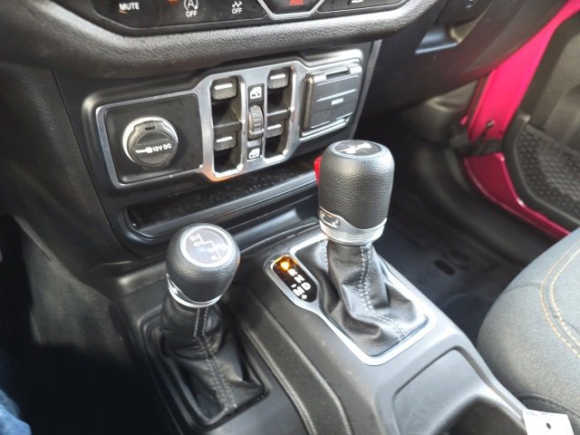 Used 2024 Jeep Wrangler Sport S image 26