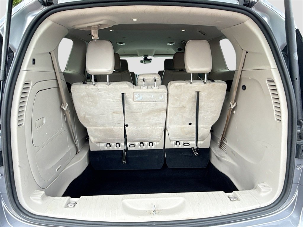 Used 2021 Chrysler Pacifica Touring-L image 28