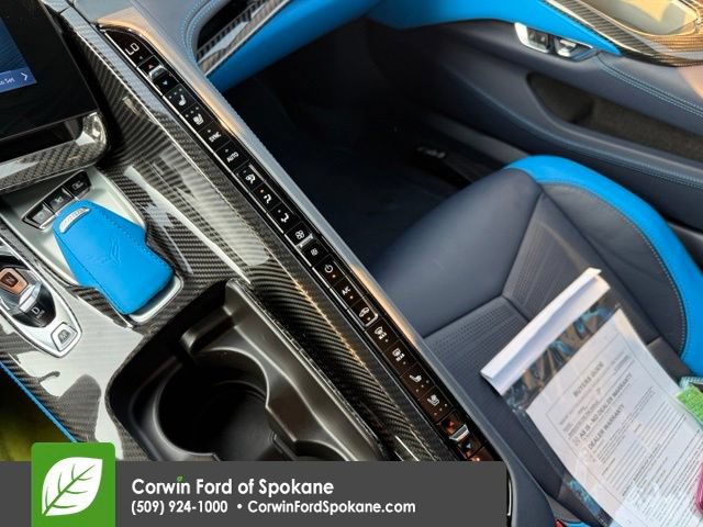 Used 2024 Chevrolet Corvette Z06 RWD image 30