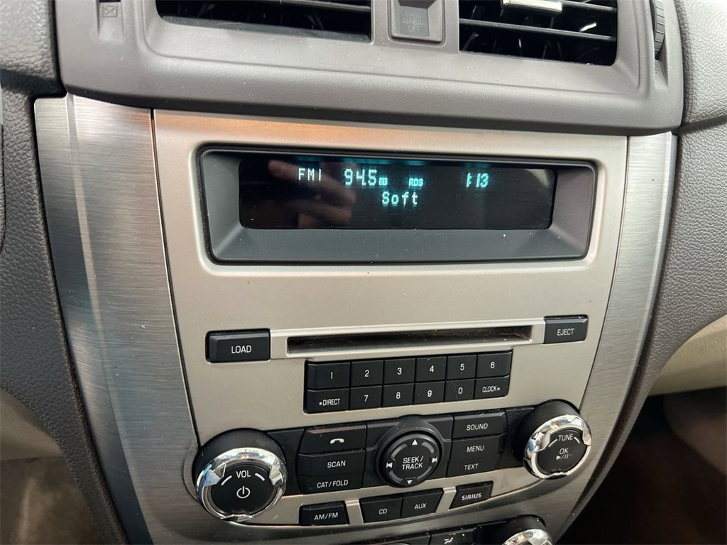Used 2010 Ford Fusion SE image 13