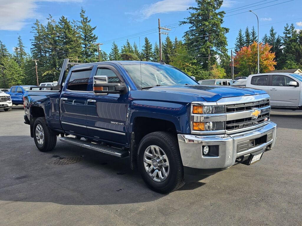 Used 2018 Chevrolet Silverado 3500 LTZ image 3