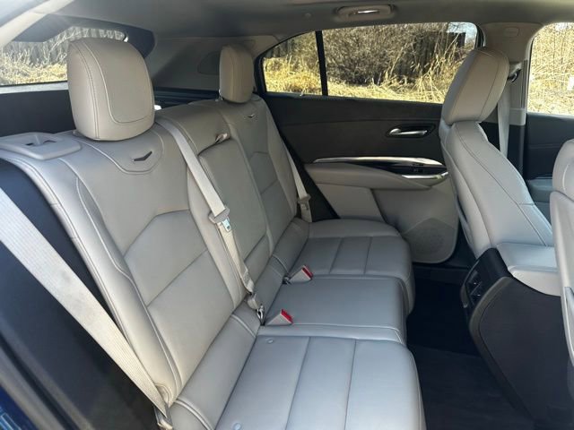 Used 2019 Cadillac XT4 Luxury w/ Cold Weather Package image 21