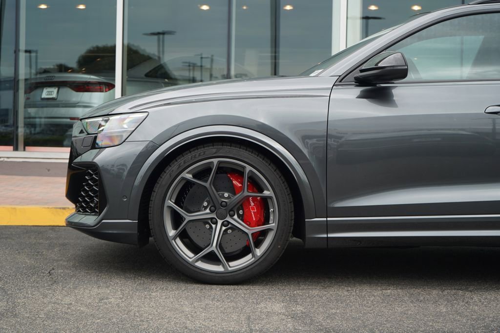 New 2026 Audi RS Q8 performance image 2