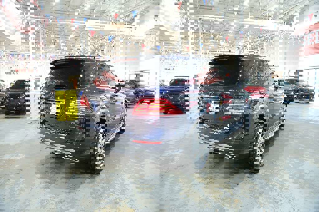 Used 2019 Mercedes-Benz GLE 400 4MATIC w/ Premium 1 Package image 12