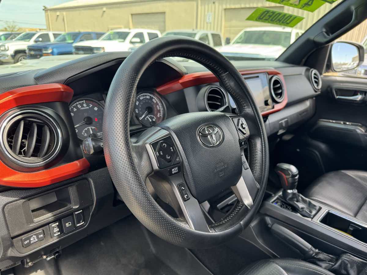 Used 2019 Toyota Tacoma TRD Sport w/ TRD Premium Sport Package image 24