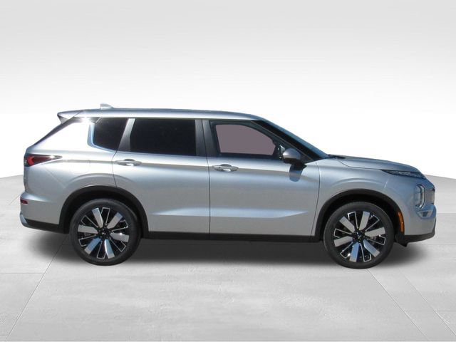 New 2026 Mitsubishi Outlander SE FWD video 2