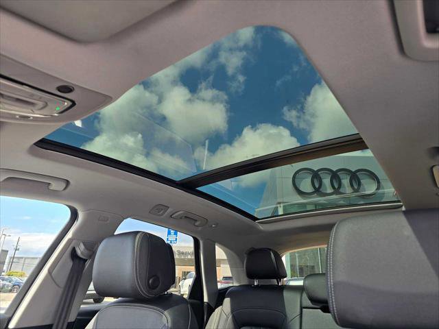Used 2024 Audi Q5 2.0T Premium Plus w/ Premium Plus Package AWD/4WD image 23