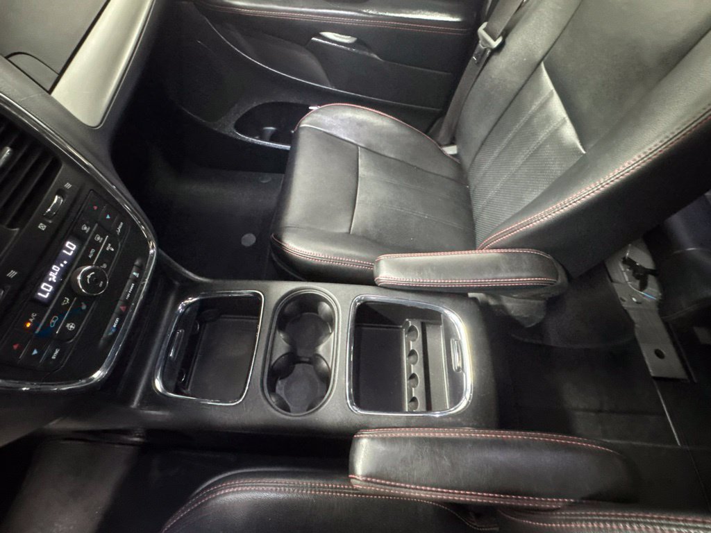 Used 2019 Dodge Grand Caravan GT w/ Safety Sphere Group FWD image 21