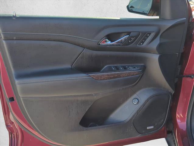 Used 2020 GMC Acadia Denali w/ Technology Package FWD image 7