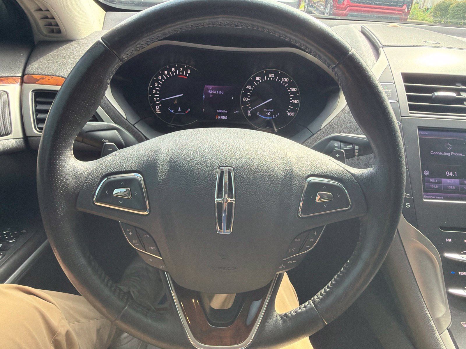 Used 2013 Lincoln MKZ FWD image 13