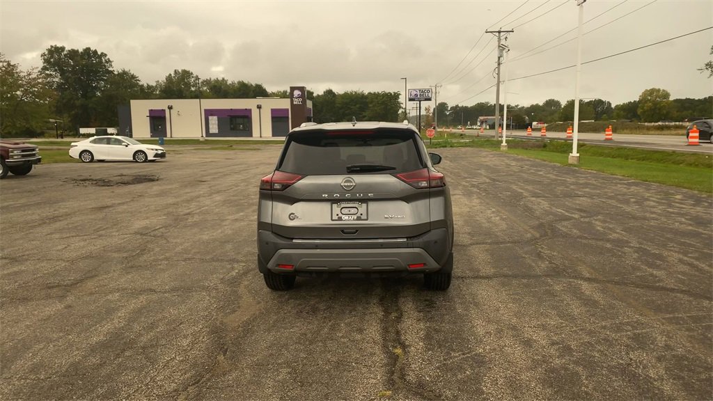 Used 2022 Nissan Rogue SV w/ SV Premium Package image 7