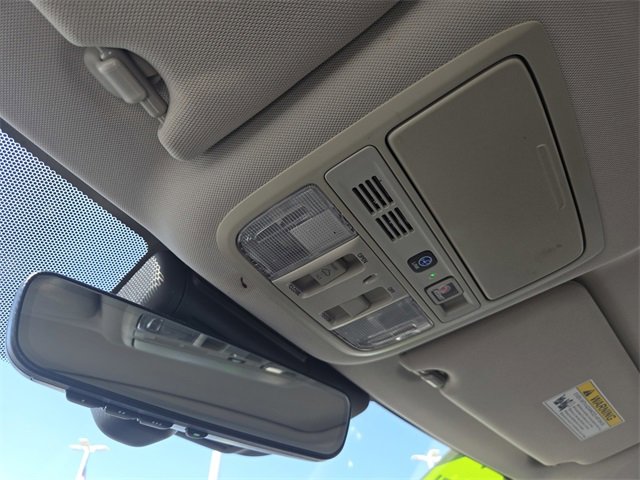 Used 2018 Honda Accord Touring image 19