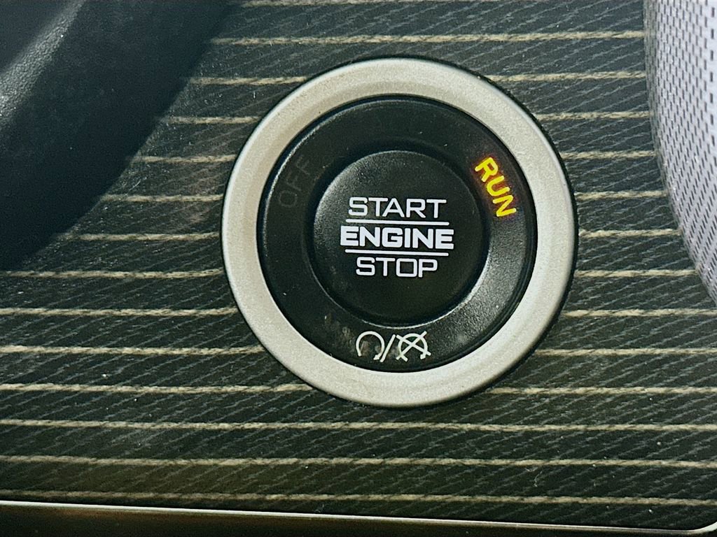 Used 2019 RAM 3500 Limited image 28