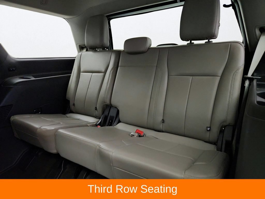 Used 2020 Ford Expedition XLT w/ Equipment Group 201A AWD/4WD image 25