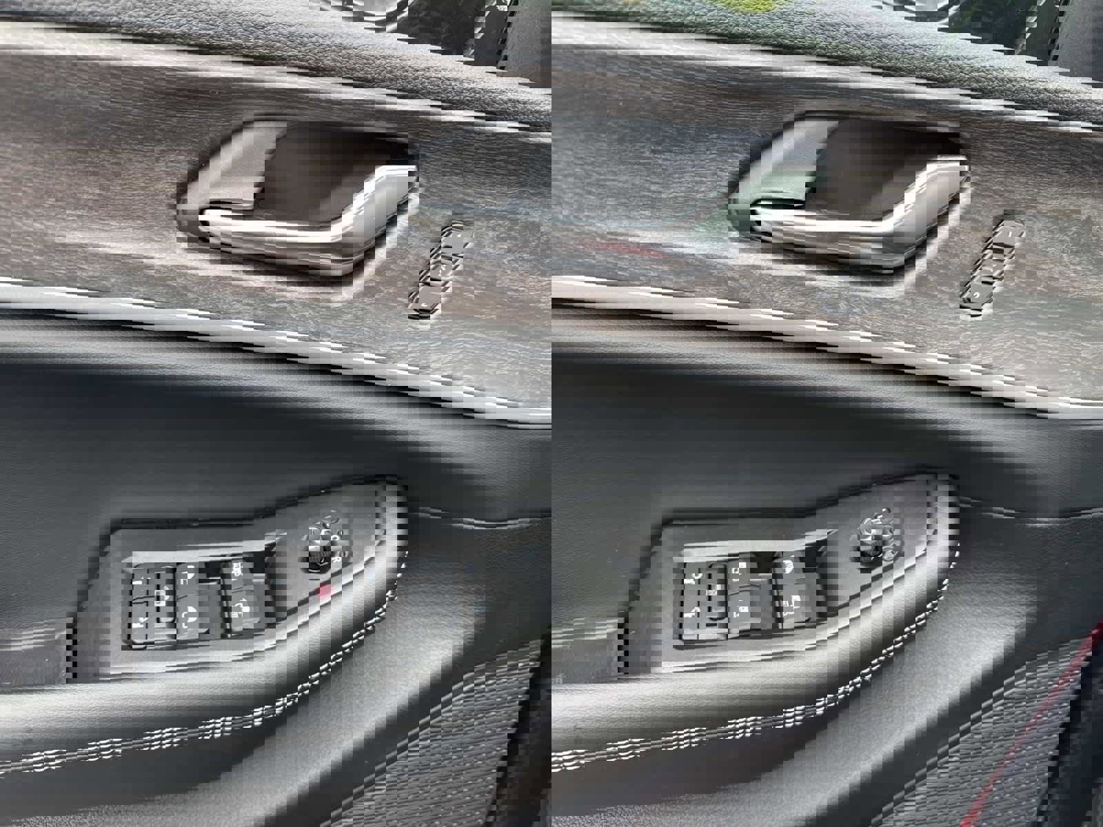 New 2025 Jeep Grand Cherokee L Limited w/ Black Appearance Package image 13