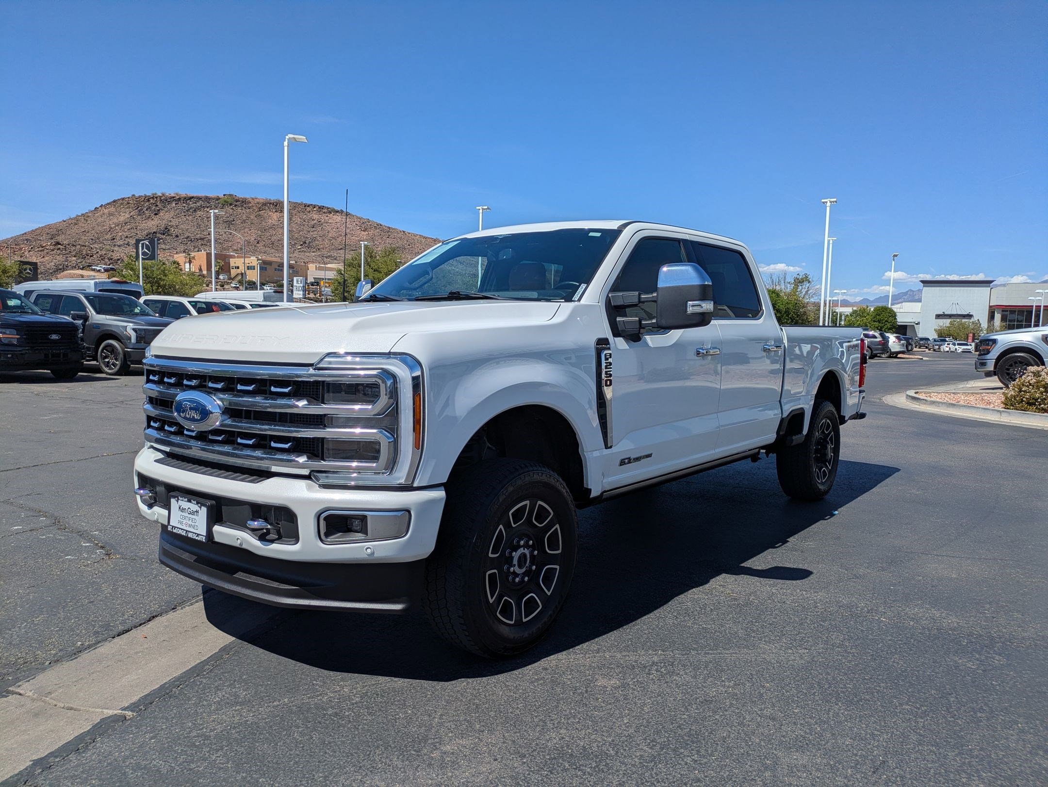 Used 2023 Ford F250 Platinum w/ FX4 Off-Road Package image 10