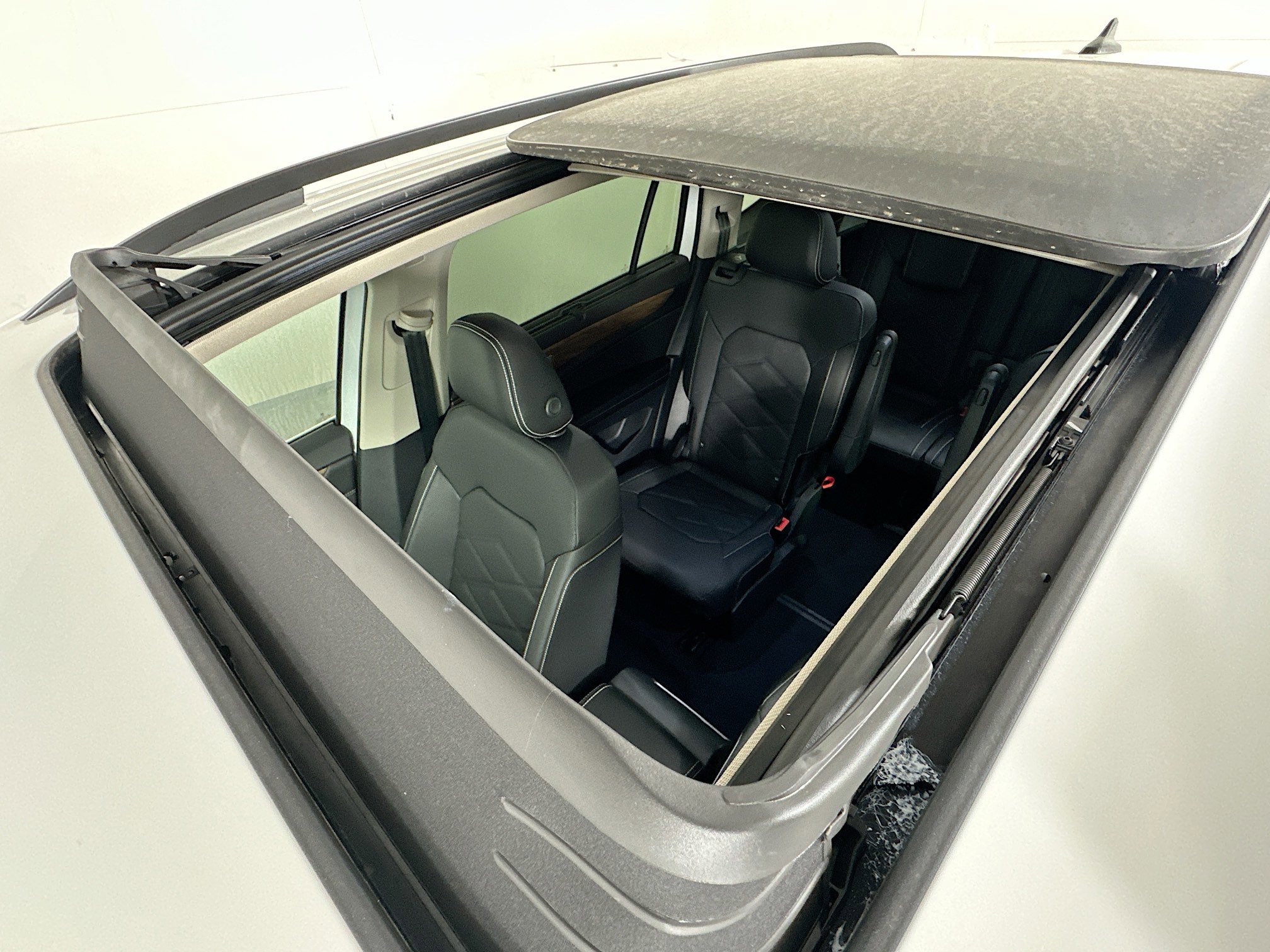 New 2026 Volkswagen Atlas SE image 20