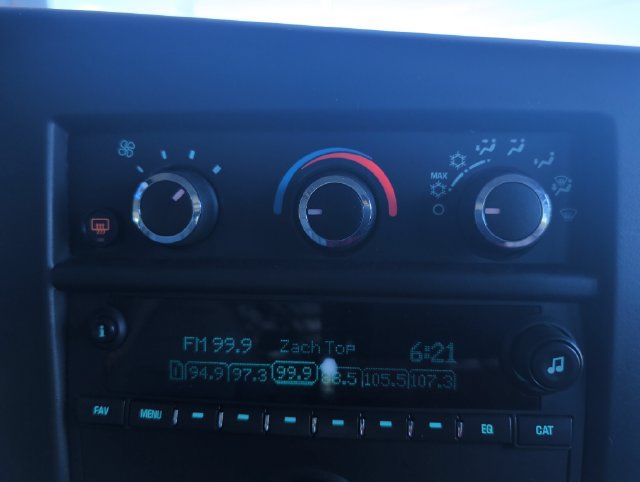 Used 2016 Chevrolet Express 2500 RWD image 18