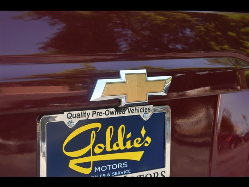 Used 2017 Chevrolet Suburban LS RWD image 54