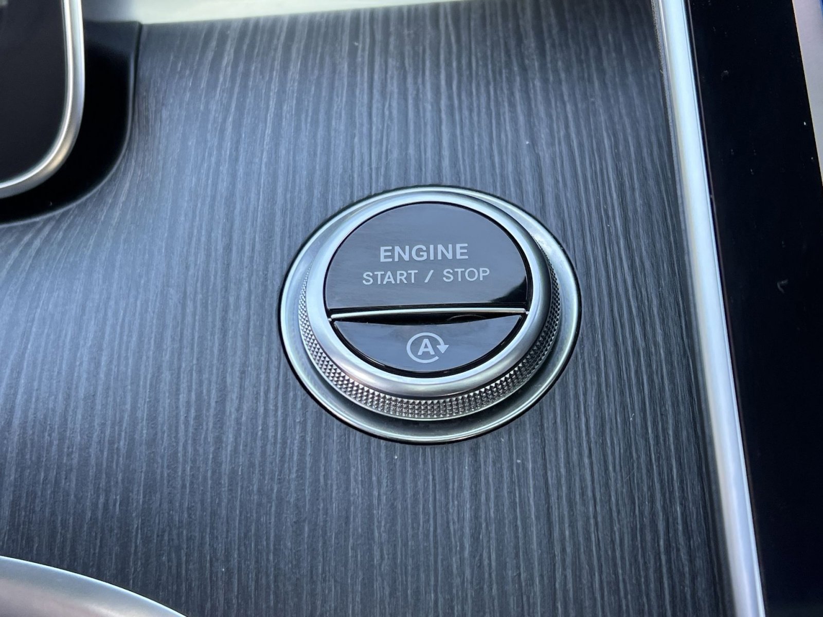 Used 2022 Mercedes-Benz C 300 4MATIC Sedan image 30