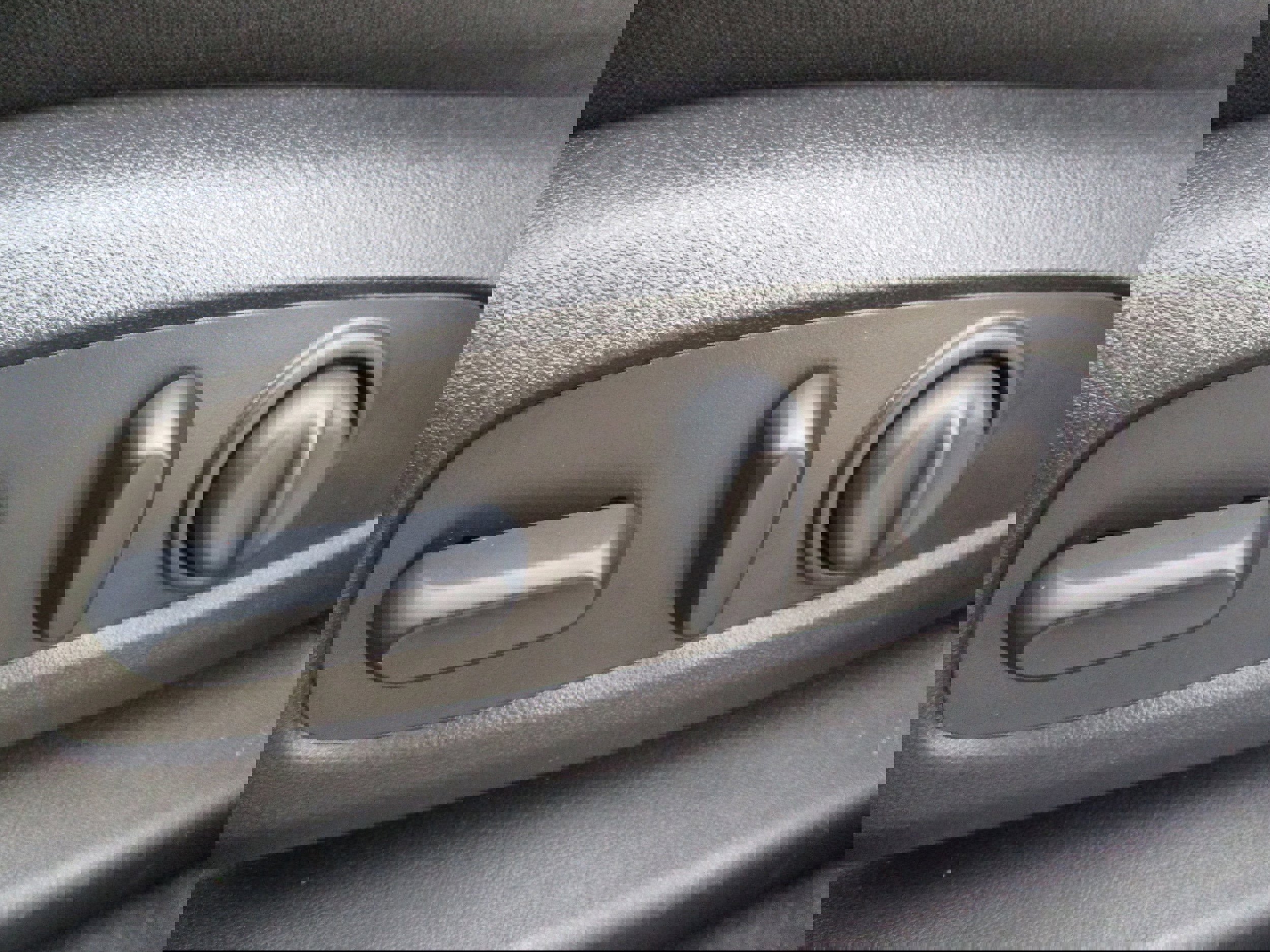 Used 2024 Chevrolet Blazer LT w/ Convenience Package image 32