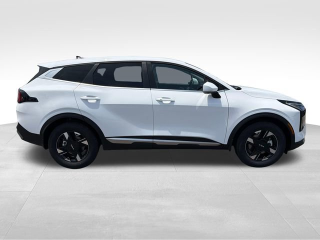 New 2026 Kia Sportage LX FWD image 8