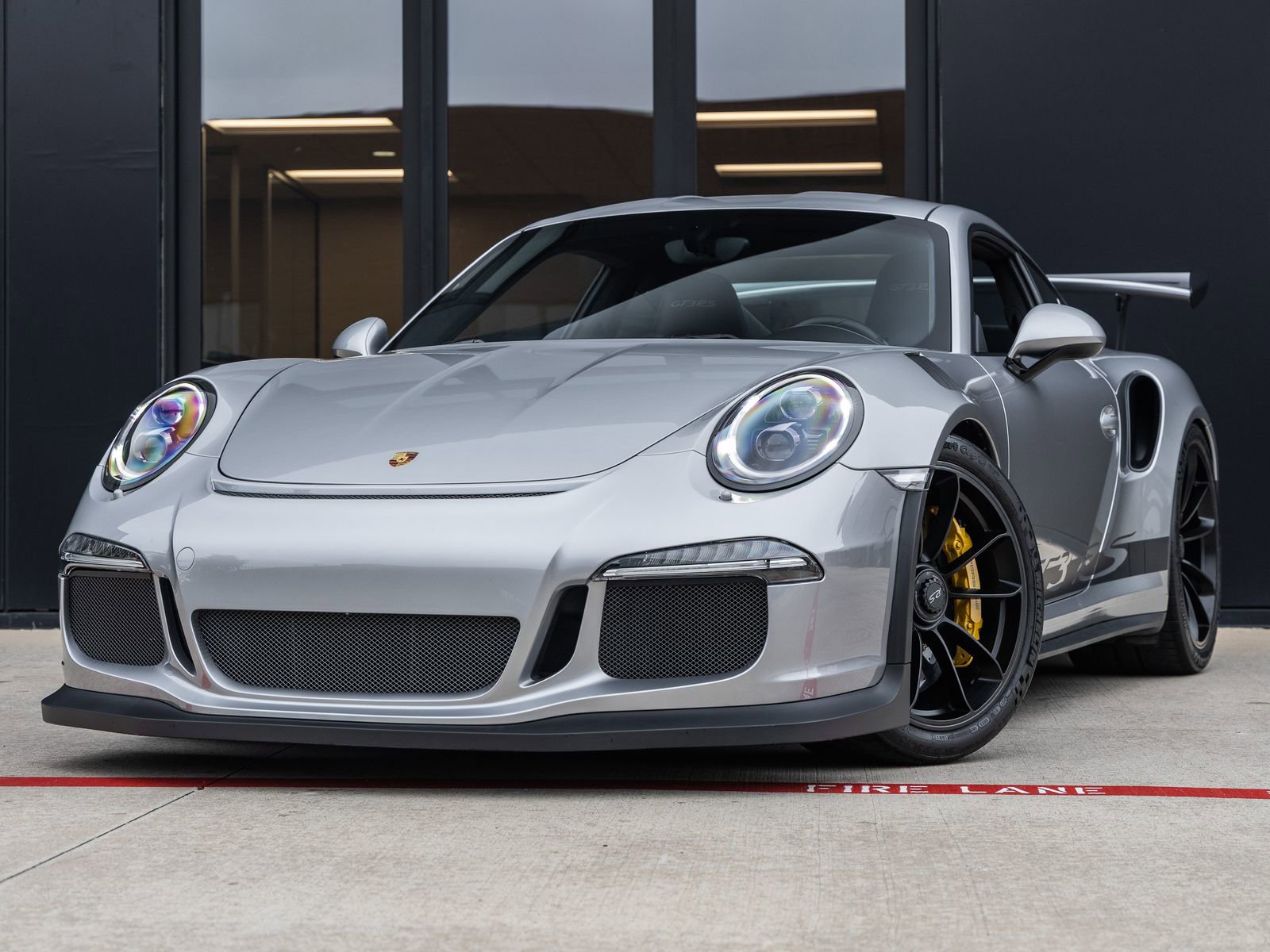 Certified 2016 Porsche 911 GT3 RS RWD image 1