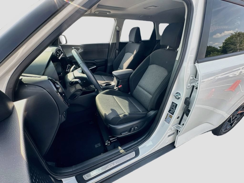 Certified 2024 Kia Soul EX FWD image 21