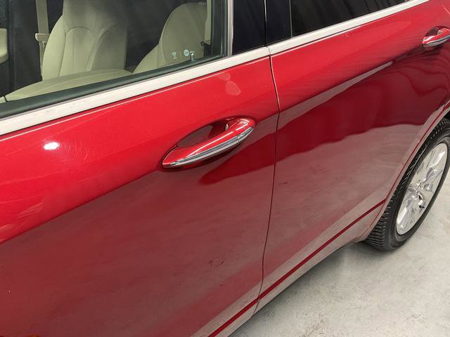 Used 2018 Buick Envision Essence image 4