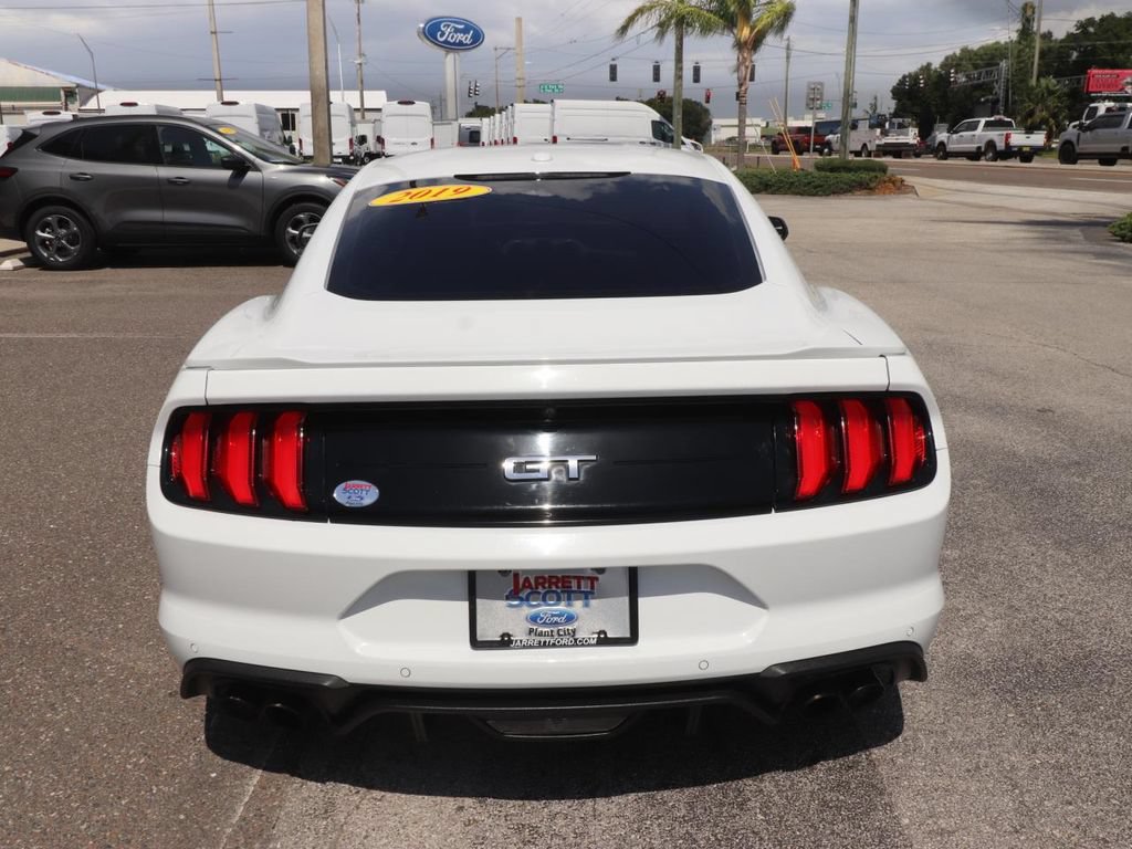 Used 2019 Ford Mustang GT RWD image 13