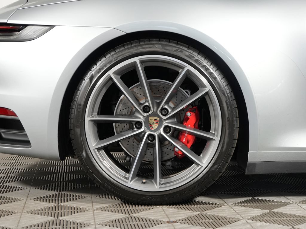 Certified 2020 Porsche 911 Carrera 4S AWD/4WD image 22