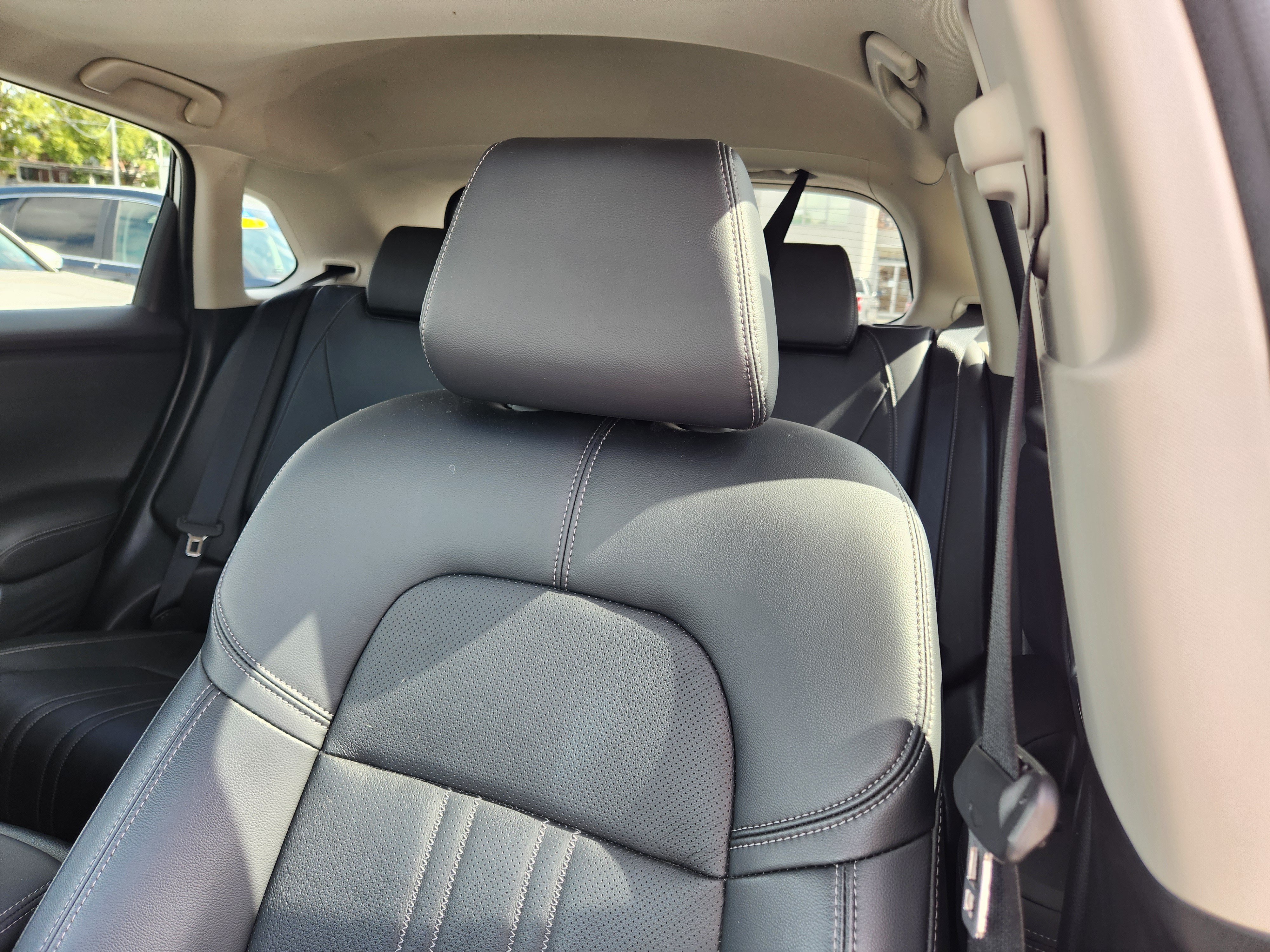 Certified 2024 Honda HR-V EX-L image 11